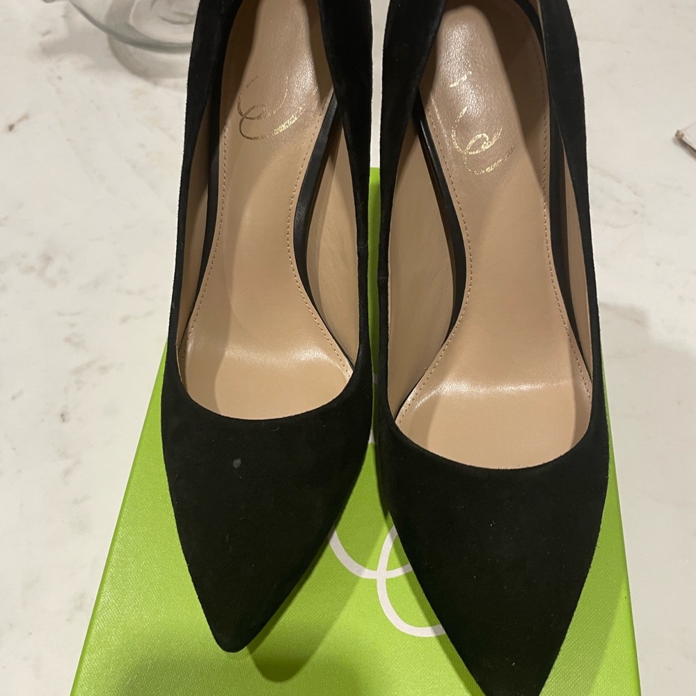 Sam Edelman black suede pumps